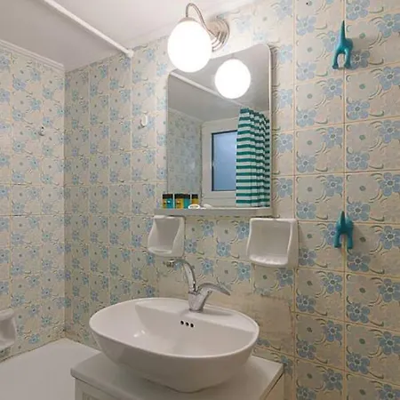 Cozy Apt. With Veranda In Exarcheia Apartment Athens