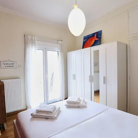 Cozy Apt. With Veranda In Exarcheia Apartment *